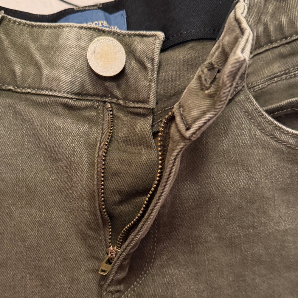 🫒🫒🫒BOGOHO🫒🫒🫒Democracy Olive Green Wide Leg Jeans-Size 4 - Picture 11 of 14